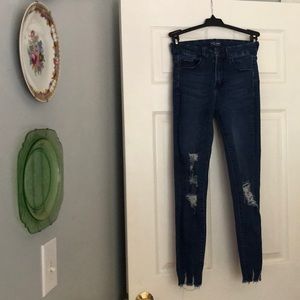 Wax Jean LA distressed jean size 3! Super cute🌸